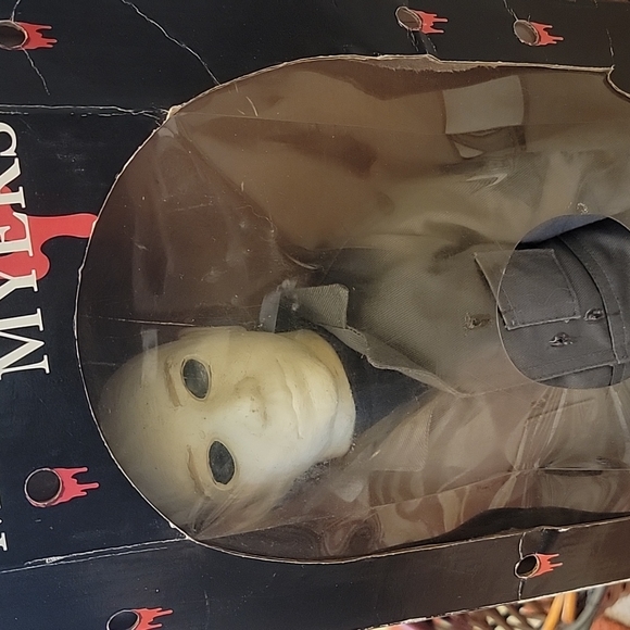 Halloween Michael Myers collectibles - Picture 3 of 13